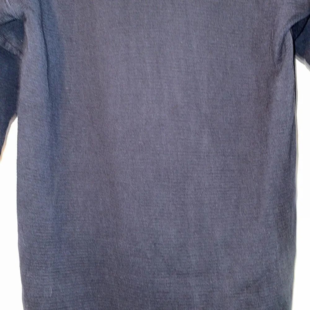 Identity sweater - Picture 7 of 9